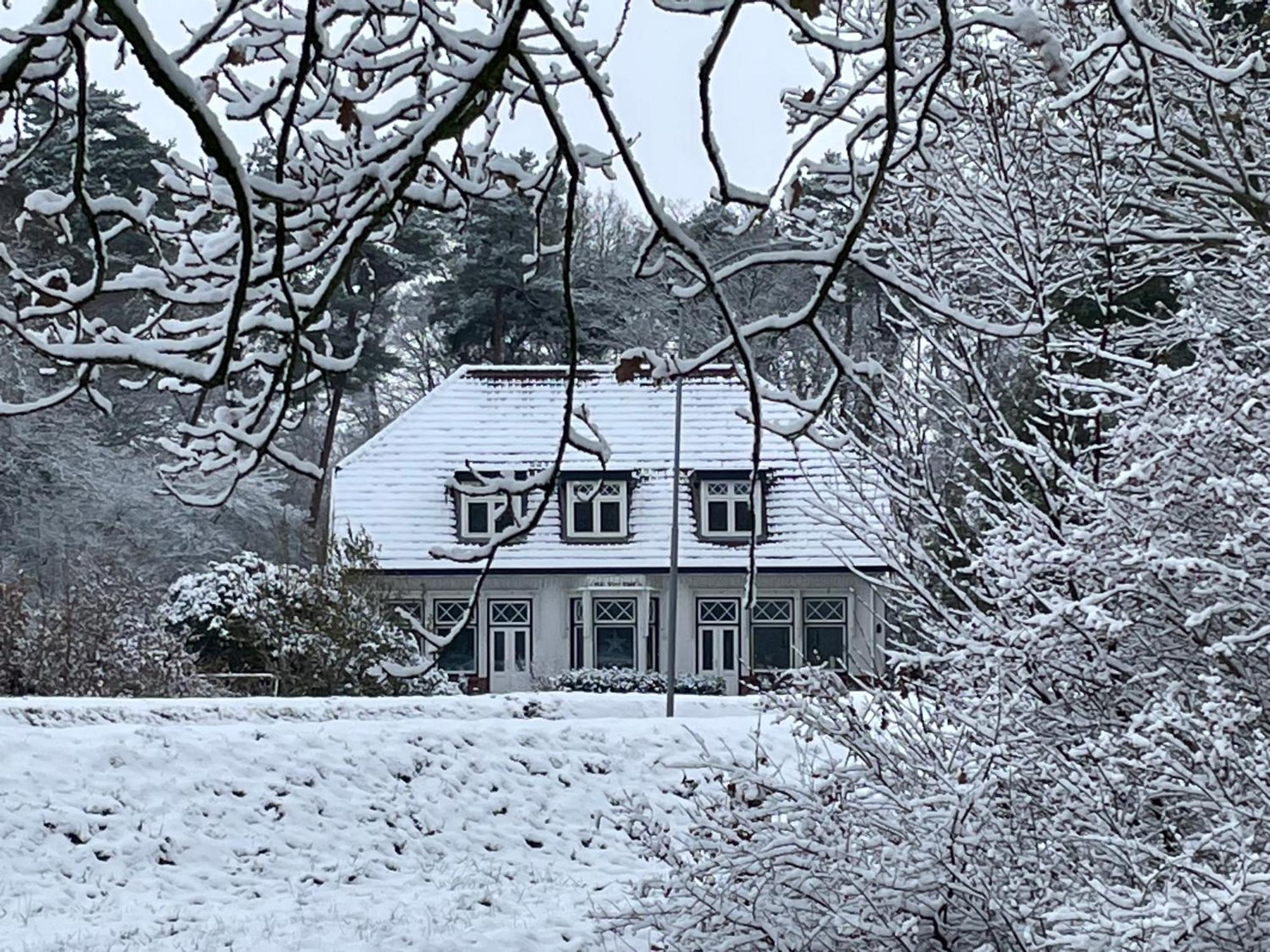 B&B De Zulthe Roden Kültér fotó